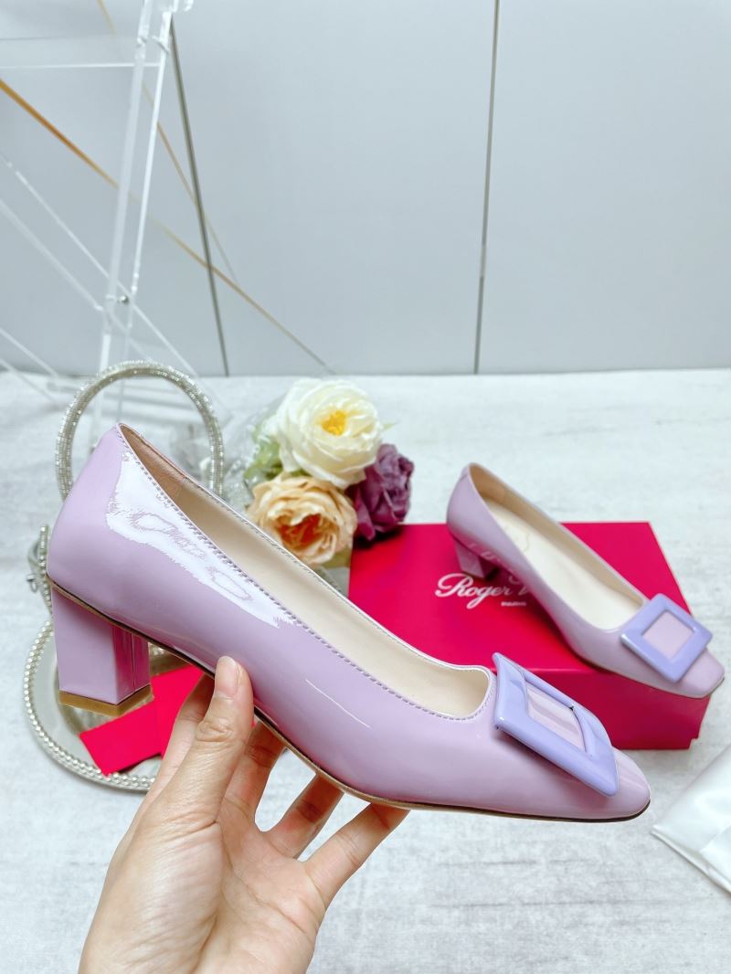 Roger Vivier flat shoes